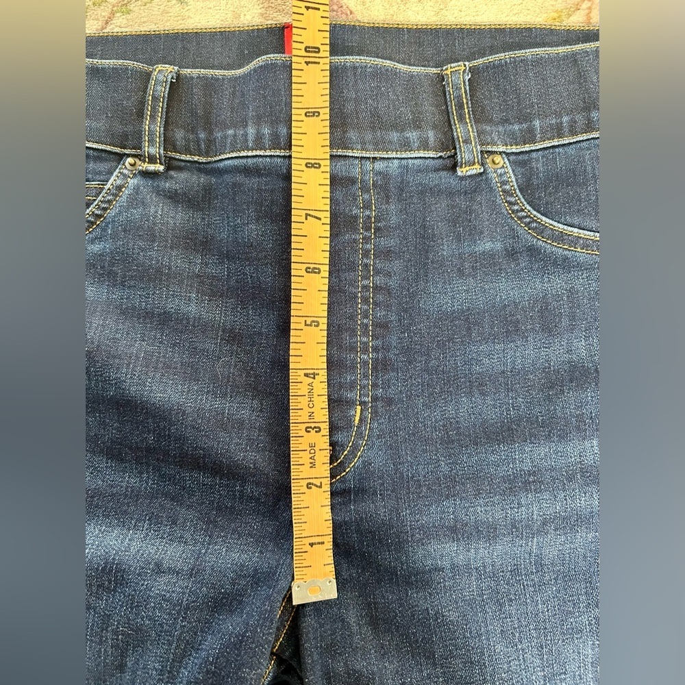 Spanx pull on flare jeans size large. New without tags - Picture 4 of 7